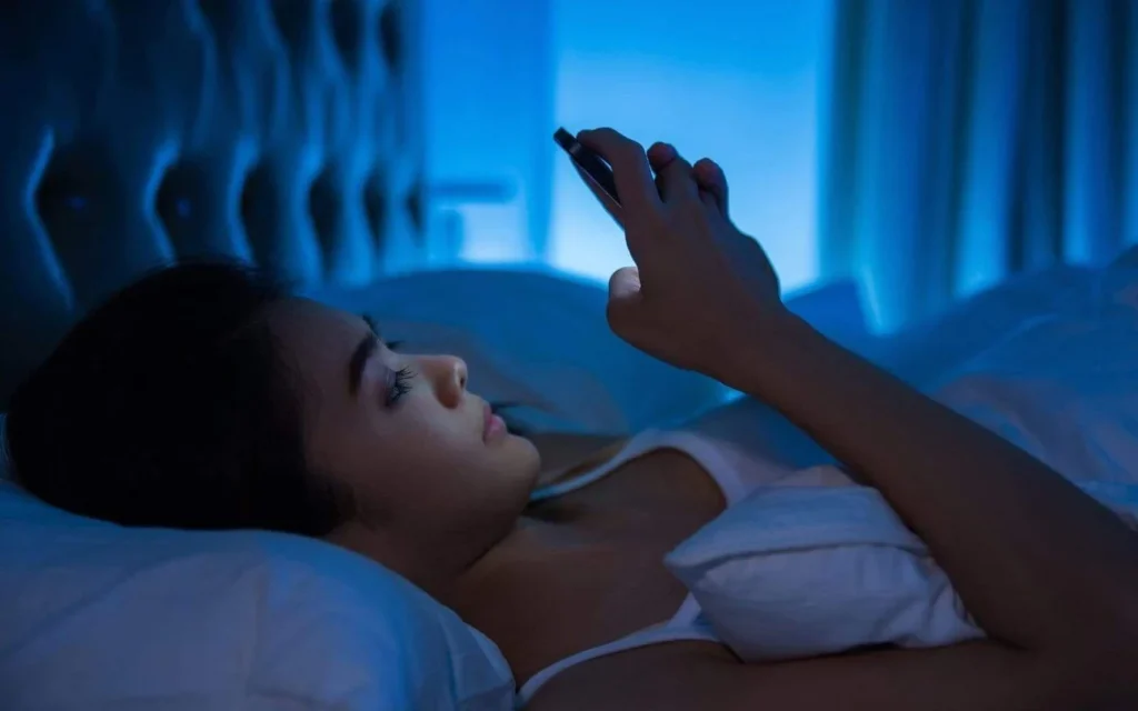 Blue Light Blocking Apps to Protect Your Sleep